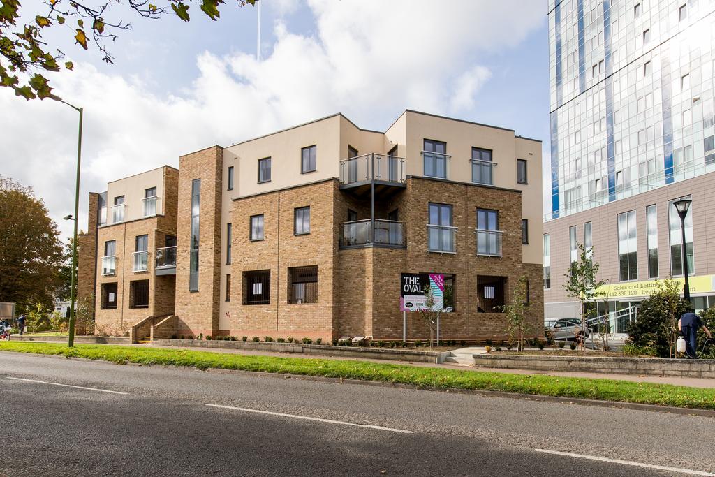 Abodebed Oval View Apartments 赫默尔亨普斯特德 外观 照片
