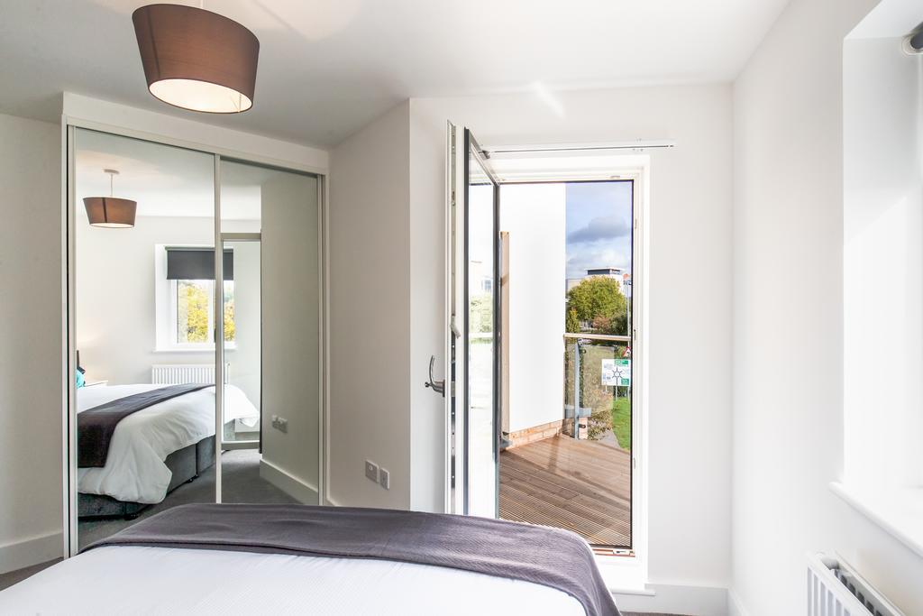 Abodebed Oval View Apartments 赫默尔亨普斯特德 外观 照片